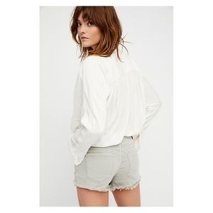 FREE PEOPLE CUTOFF JEAN SHORTS